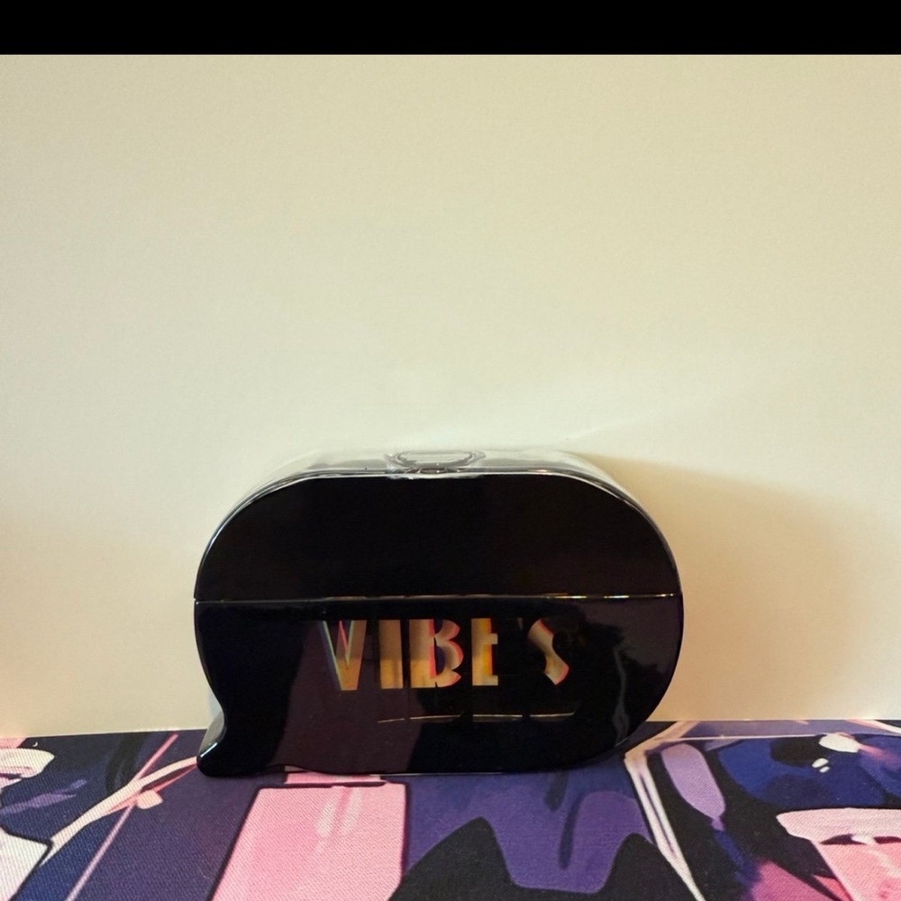 KKW - Vibes